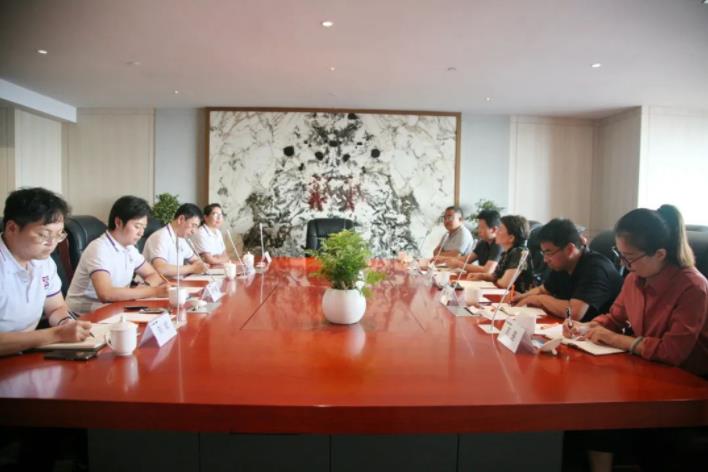 榆林市政府领导一行莅临壹定发股份考察交流