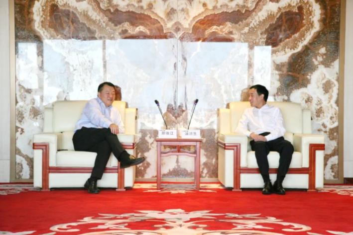 陕西中医药大学党委副书记蒲济生一行莅临壹定发股份考察交流