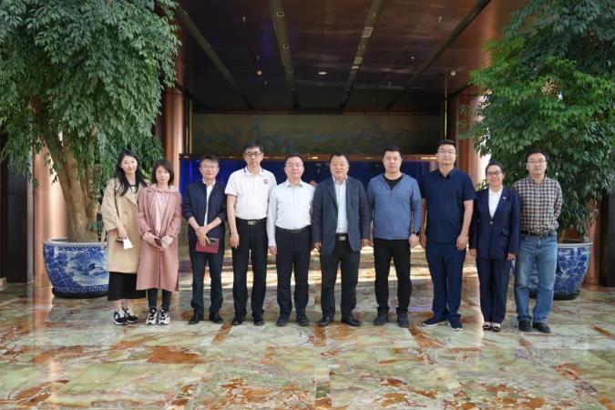江西省金控投资集团有限公司、南昌金融投资集团有限公司领导一行到访壹定发股份