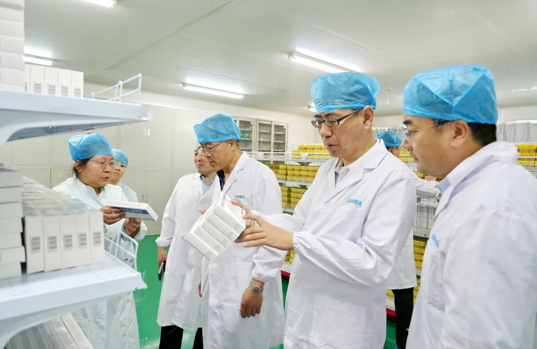 安徽古井贡酒集团总裁李培辉一行到访壹定发股份