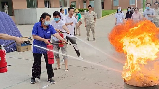 壹定发股份组织开展消防综合演练