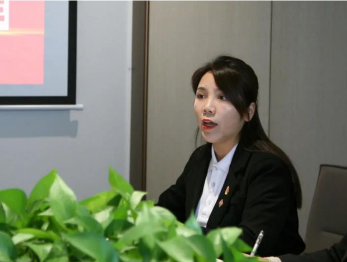 壹定发股份党支部深入学习贯彻党的二十大精神