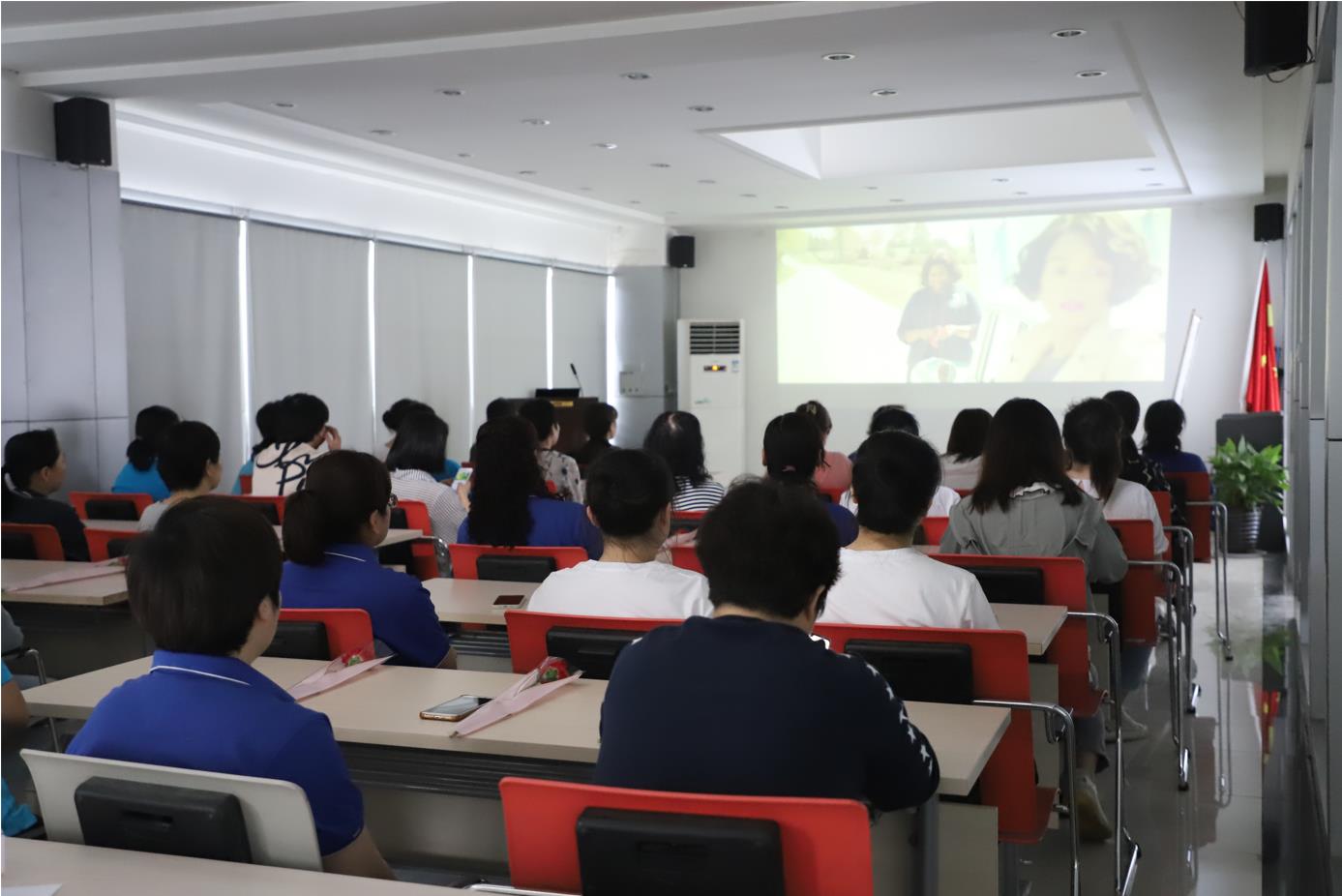 2022年壹定发股份母亲节观影活动