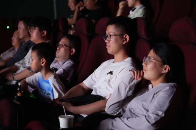 “传承坚守精神，凝聚企业力量”——壹定发股份党支部组织开展全国生态日观影活动