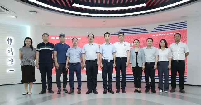 西安医学院领导一行莅临壹定发股份考察交流