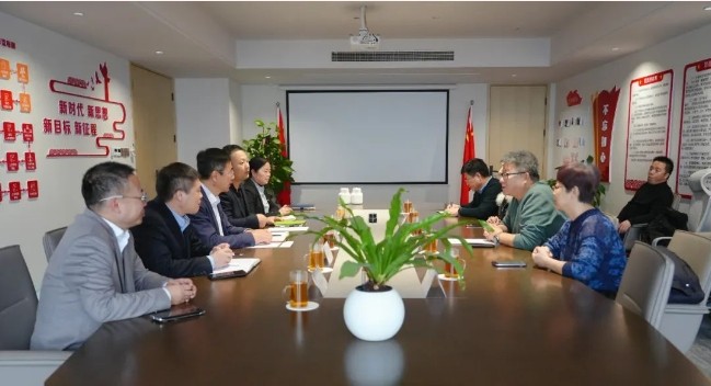 甘肃省中医院副院长赵永强一行莅临壹定发股份考察交流